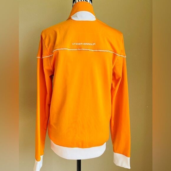 Women’s Under Armour Orange Lightweight jacket. - Picture 6 of 8